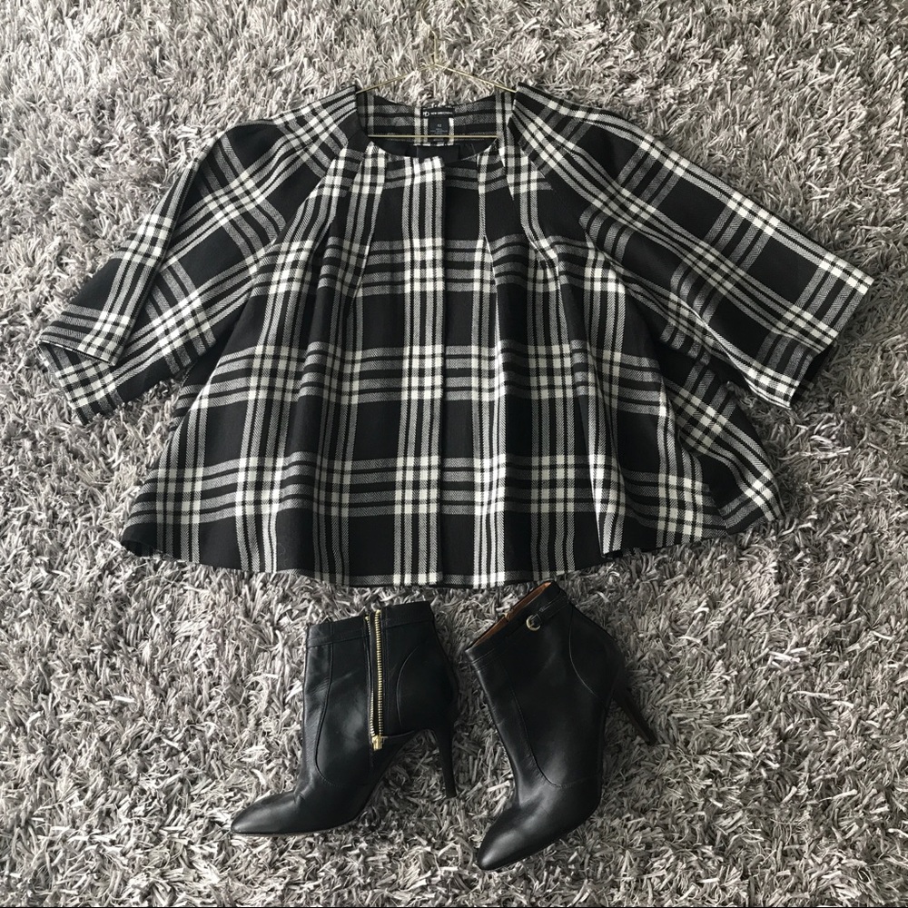 Pretty Flared Plaid Pea Coat